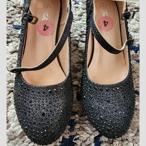 Gorgeous Little Big girl Black Sequins Dressy Shoes Size 4